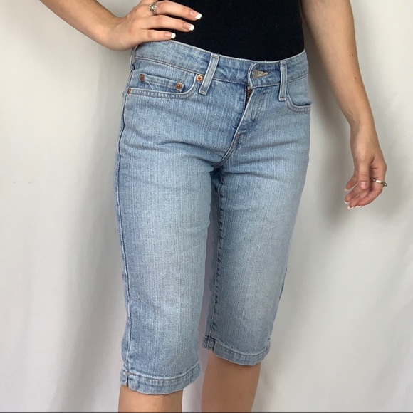 Vintage Levis capris long mom shorts - Picture 5 of 5